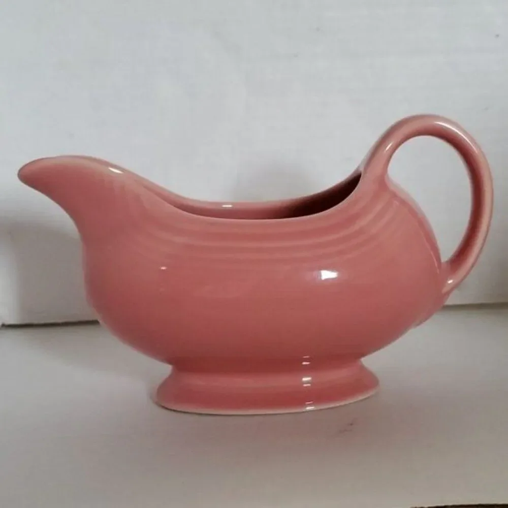 Fiestaware Fiesta Gravy Boat Dish Sauce CERAMIC Peony Pink CONTAINER